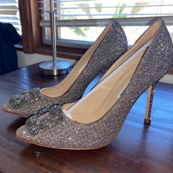 manolo blahnik hangisi bronze